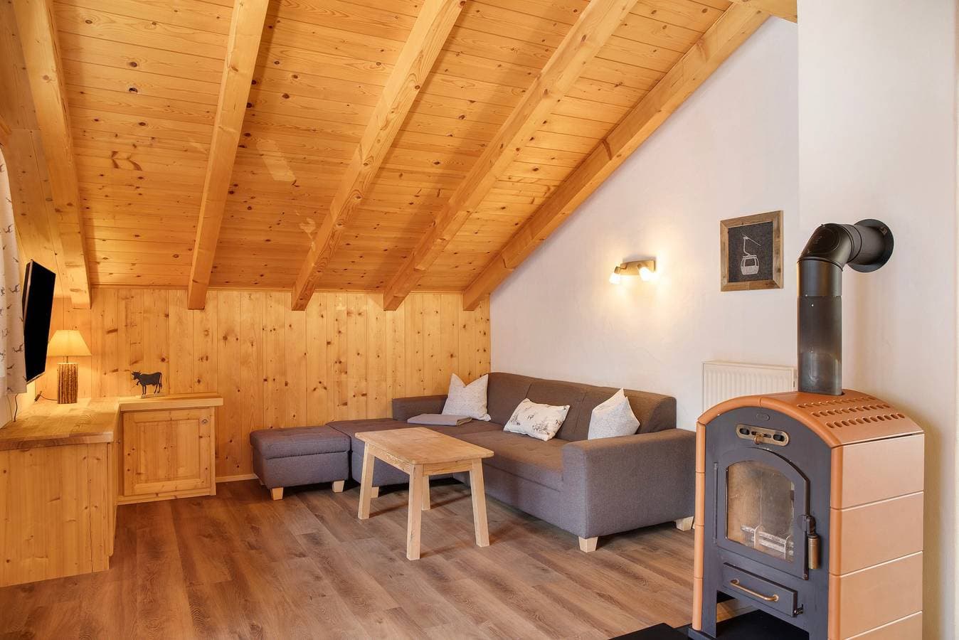 Foto 3 von 31: Ferienwohnung 'Bergkristall' mit Bergblick, Balkon und Wi-Fi