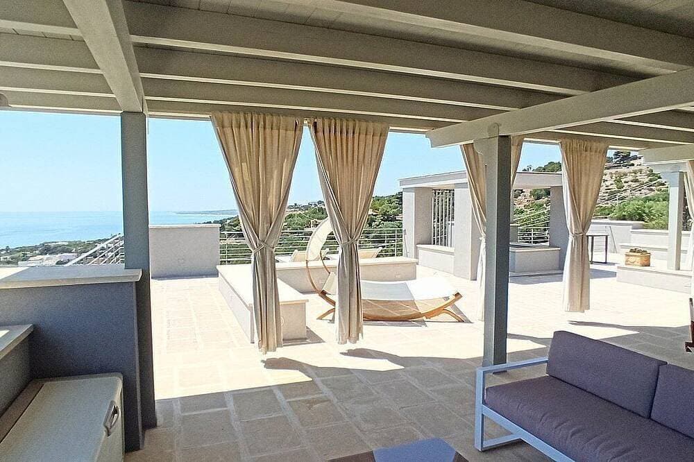 Foto 5 von 30: Villa Eliria C: A graceful studio apartment situated at a short distance from the beach, with Free Wi-Fi.