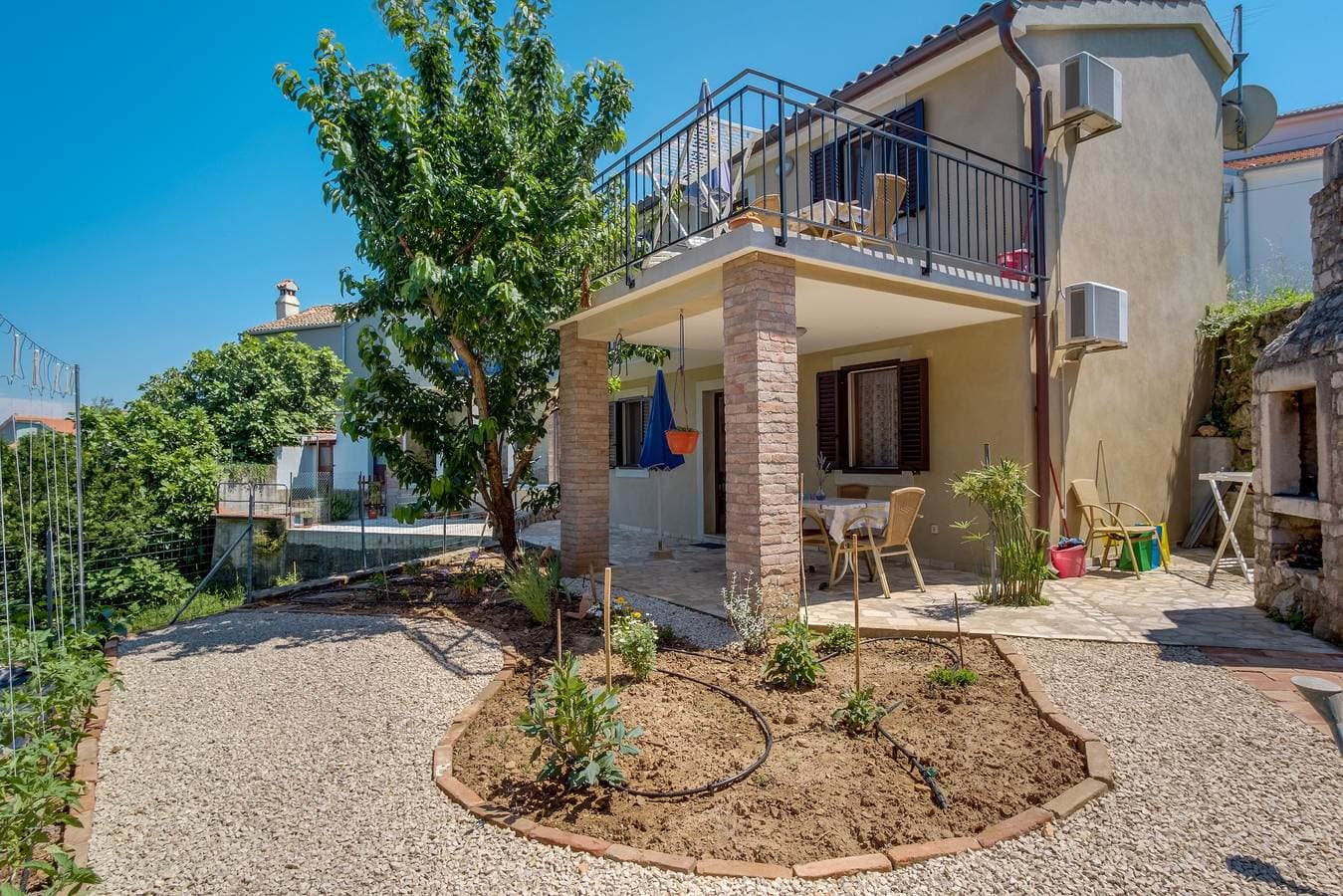 Foto 2 von 22: 1-Zimmer-Ferienwohnung mit Terrasse Nerezine, Losinj -a