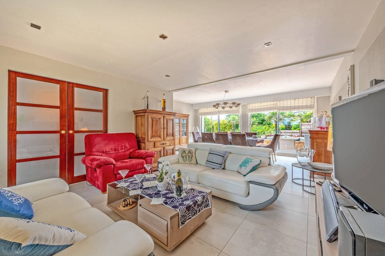 Foto 12 von 26: Ferienhaus 'Maison Avec Spa À 700m De La Plage' mit privater Terrasse, privatem Garten und Wi-Fi