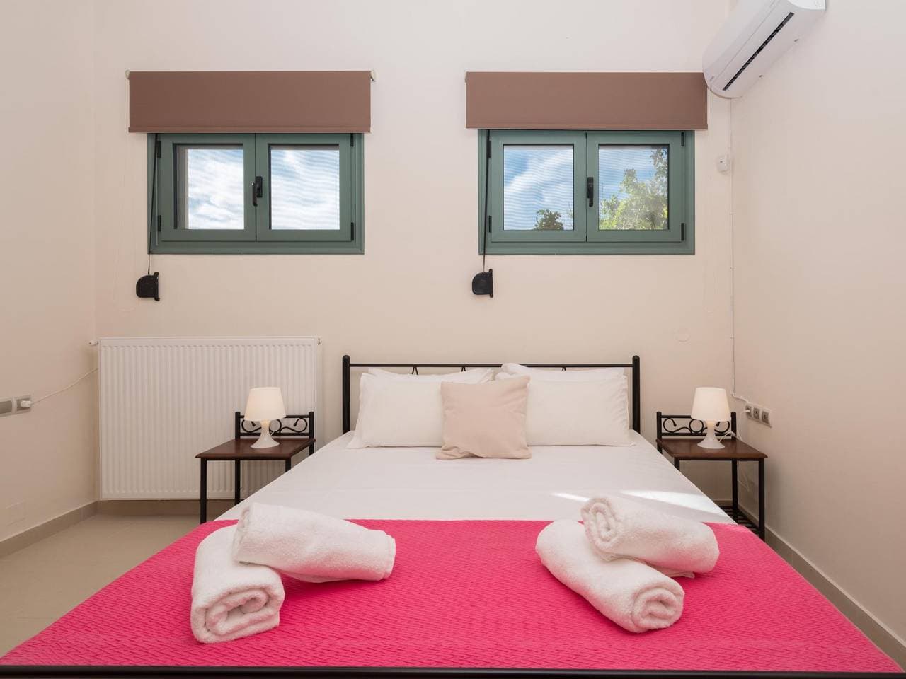 Foto 12 von 44: Villa für 8 Personen mit Terrasse