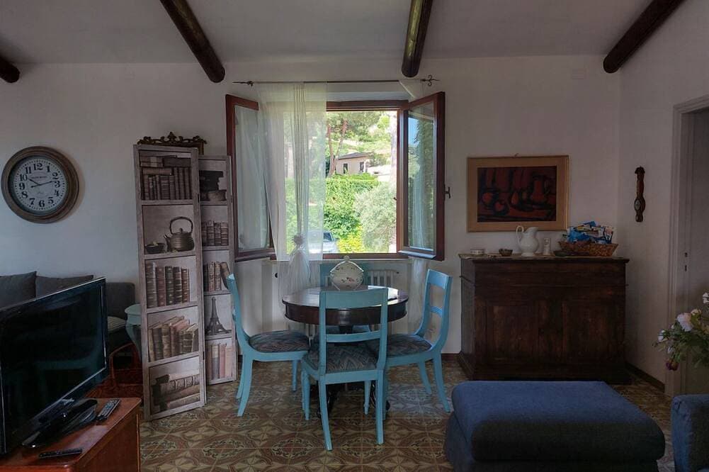Foto 10 von 30: Villa Giolù: La Terrazza Apartment, Ermäßigung auf die Fähre