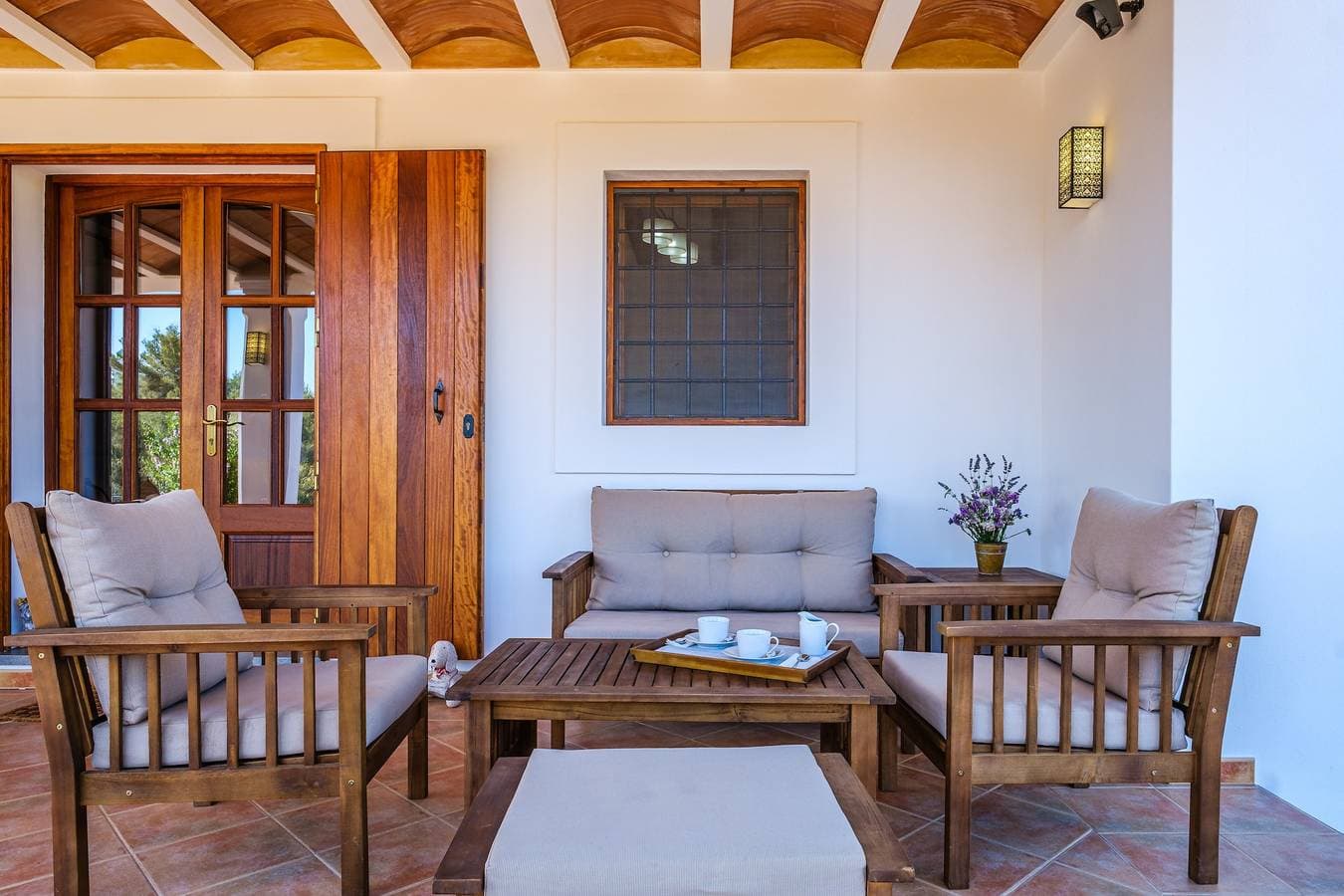 Foto 3 von 25: Ibizenkische Finca mit Veranda, Gemüsegarten, Sonnenterrasse und WLAN