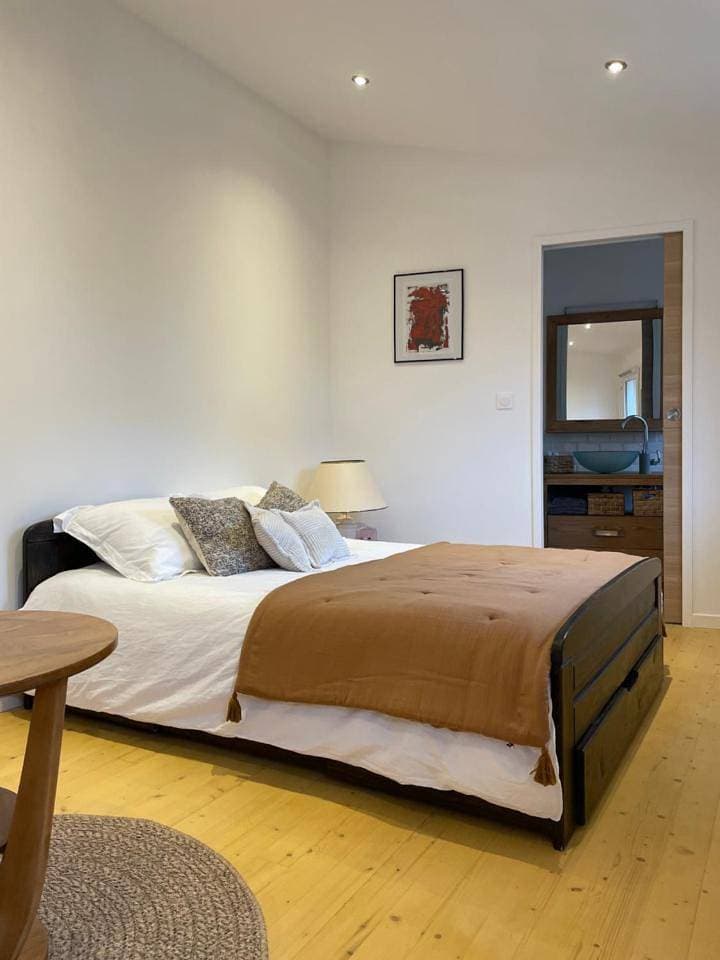Foto 6 von 10: Double Room with Private Bathroom