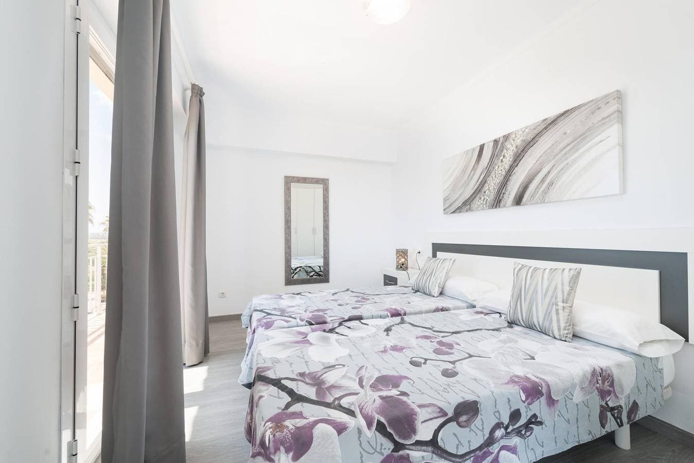 Foto 12 von 18: Talaiot Cala Millor - Apartment with sea views in Cala Millor. Free WiFi