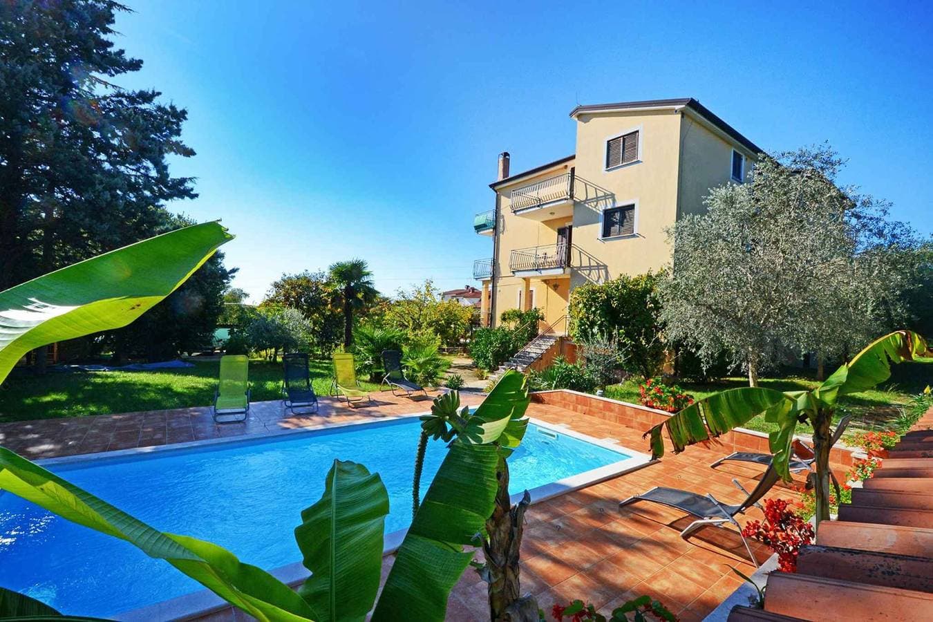 Ferienwohnung mit Pool zur gemeinsamen Nutzung 1