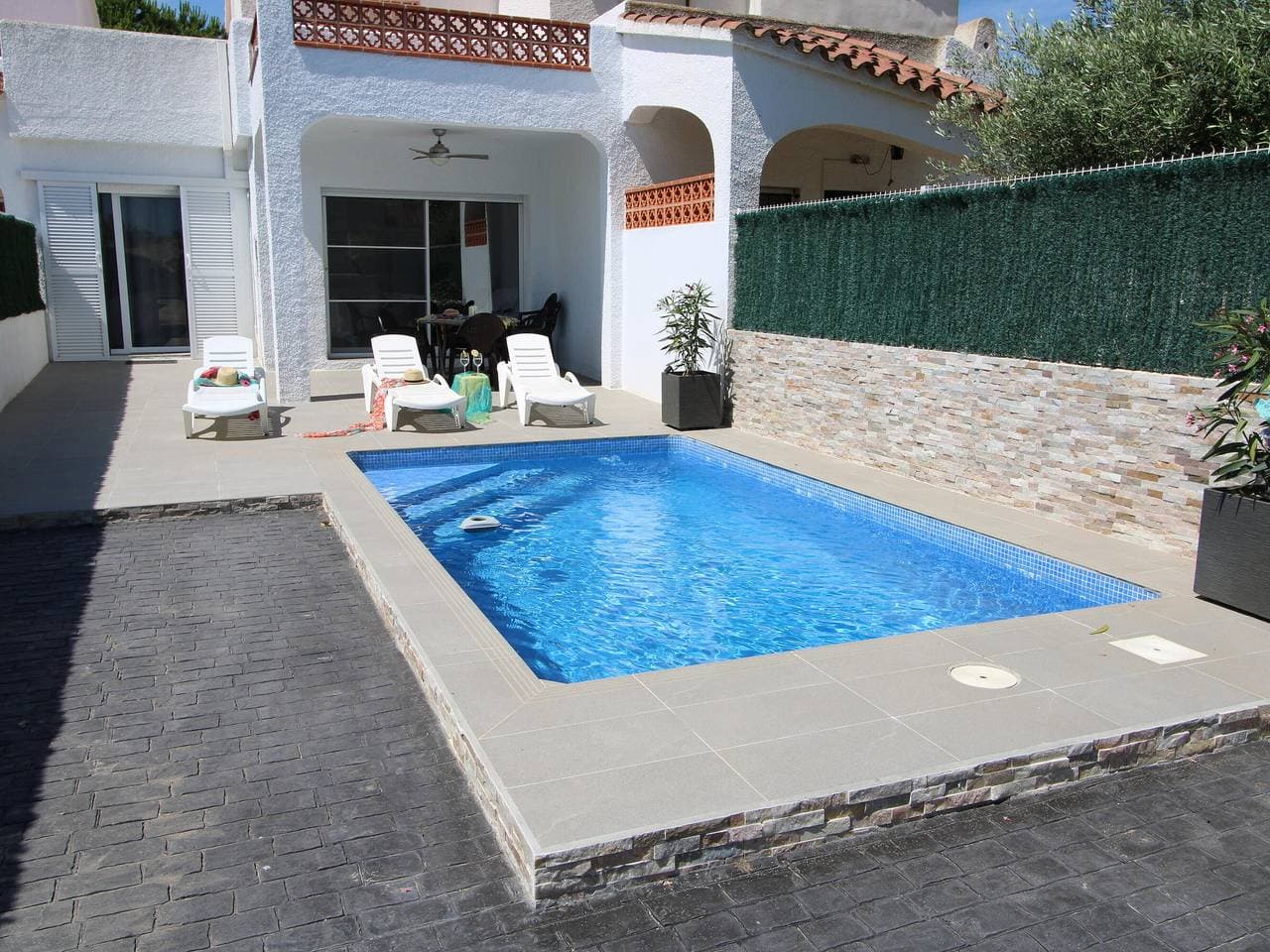 Foto 10 von 36: Ferienhaus am Meer mit Pool, nahe Hundestrand, gratis WLAN, Klima optional, Haustiere erlaubt