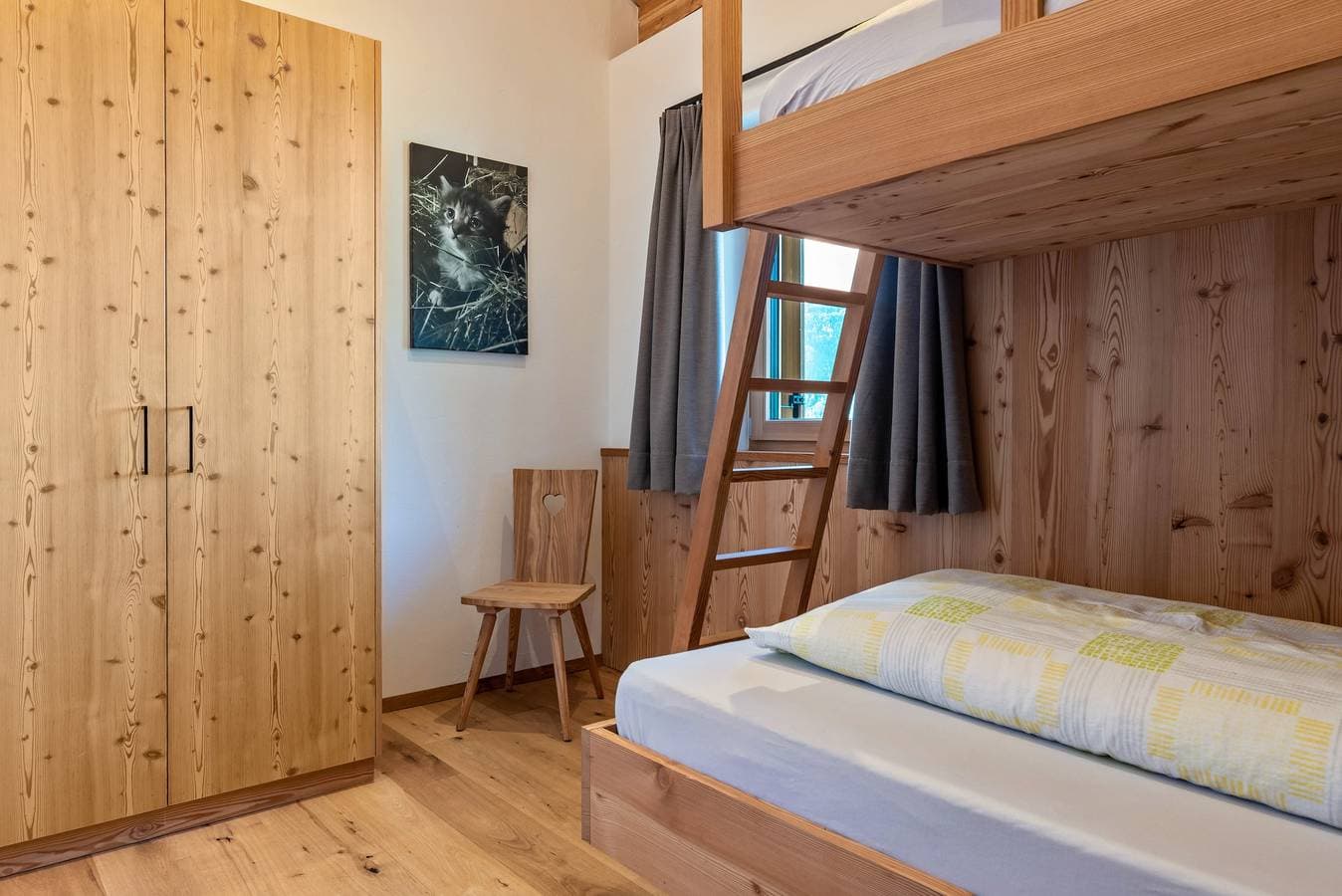Foto 5 von 29: Ferienwohnung "Guntschöllerhof Mendelkamm" mit Bergblick, WLAN, Balkon und Garten