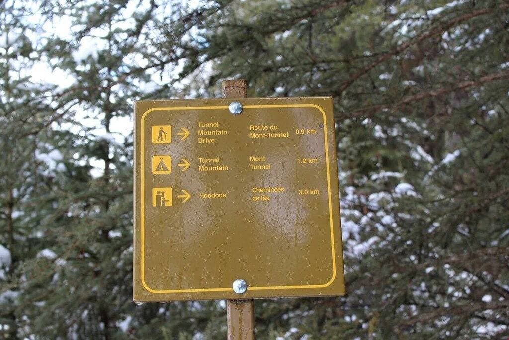 Foto 2 von 26: Rustikales Budget Banff Condo mit Kamin | Zugang zu 2 Whirlpools!