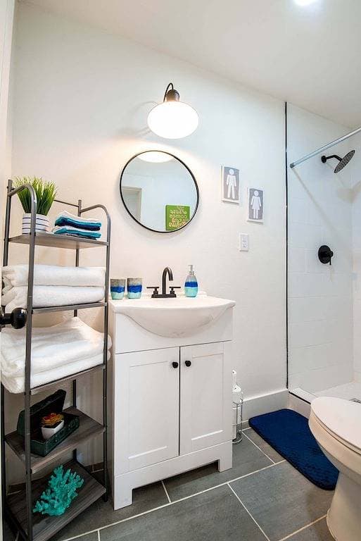 Foto 4 von 13: Stylish Charming Guesthouse in Central El Paso Edit