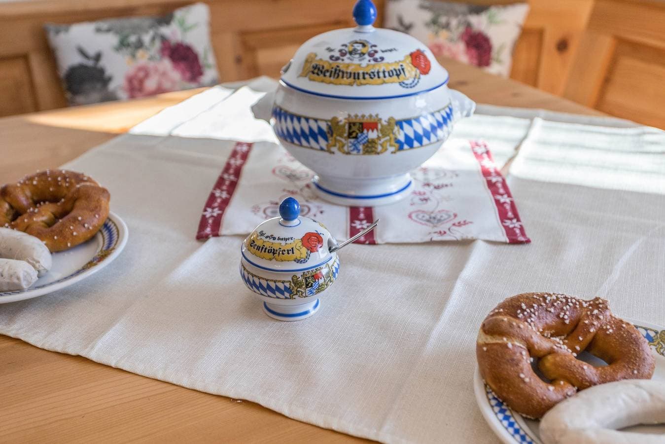 Foto 6 von 22: Ferienwohnung Rosenquarz in Skiliftnähe mit Bergblick, WLAN und Balkon