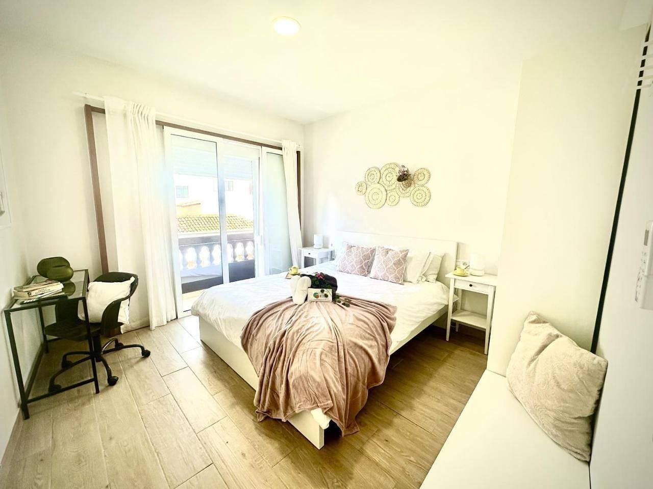 Foto 7 von 19: Apartment with Balcony