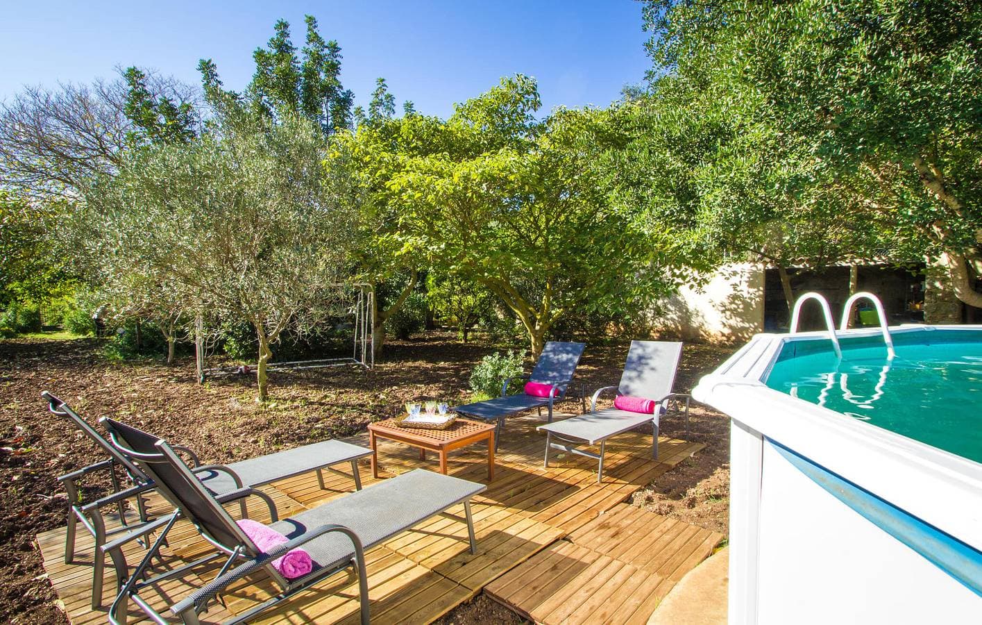 Foto 7 von 32: Gemütliches Apartment mit Terrasse, Pool und Strand in der Nähe