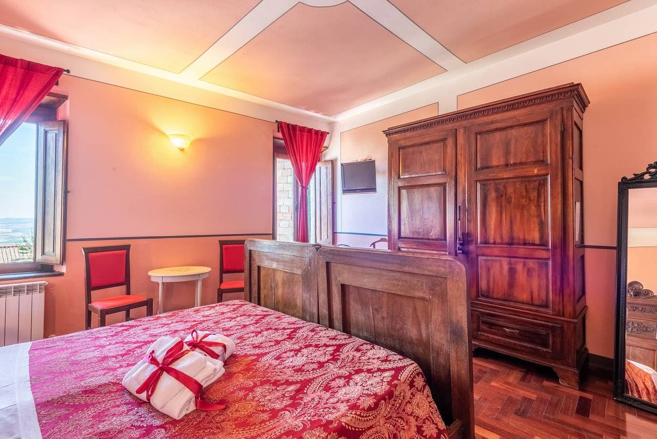 Foto 10 von 28: Zimmer 'Camera Rossa' mit gemeinsamer Terrasse und Wi-Fi