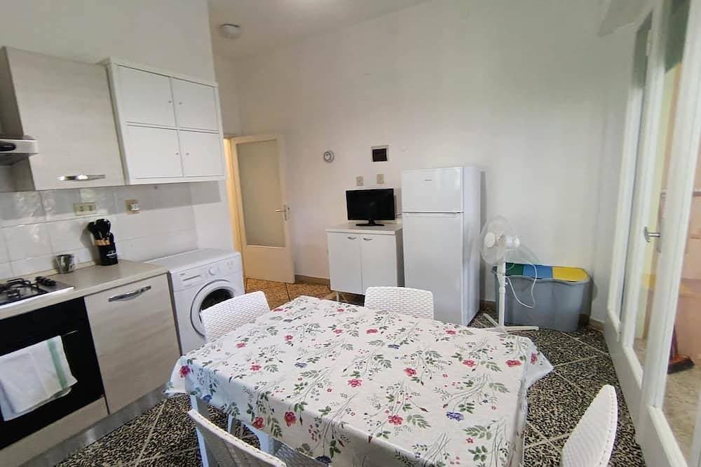 Foto 6 von 8: 454 Orchidee Mare (3-seater)