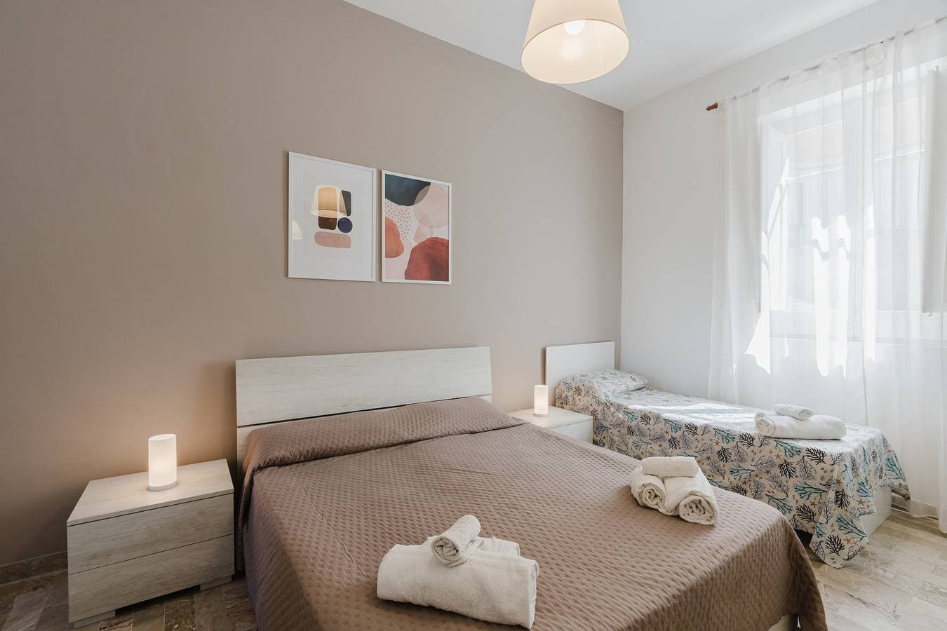 Foto 2 von 22: Ferienwohnung 'Sea Nest - Giardino E Spiaggia' mit Privatterrasse, Wi-Fi und Klimaanlage