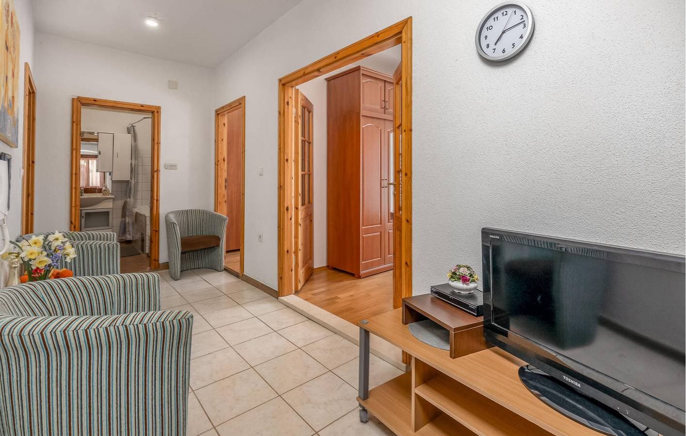 Foto 5 von 24: Gemütliche 2-Zimmer-Wohnung mit Terrasse, Parkplatz und Zugang zum Strand
