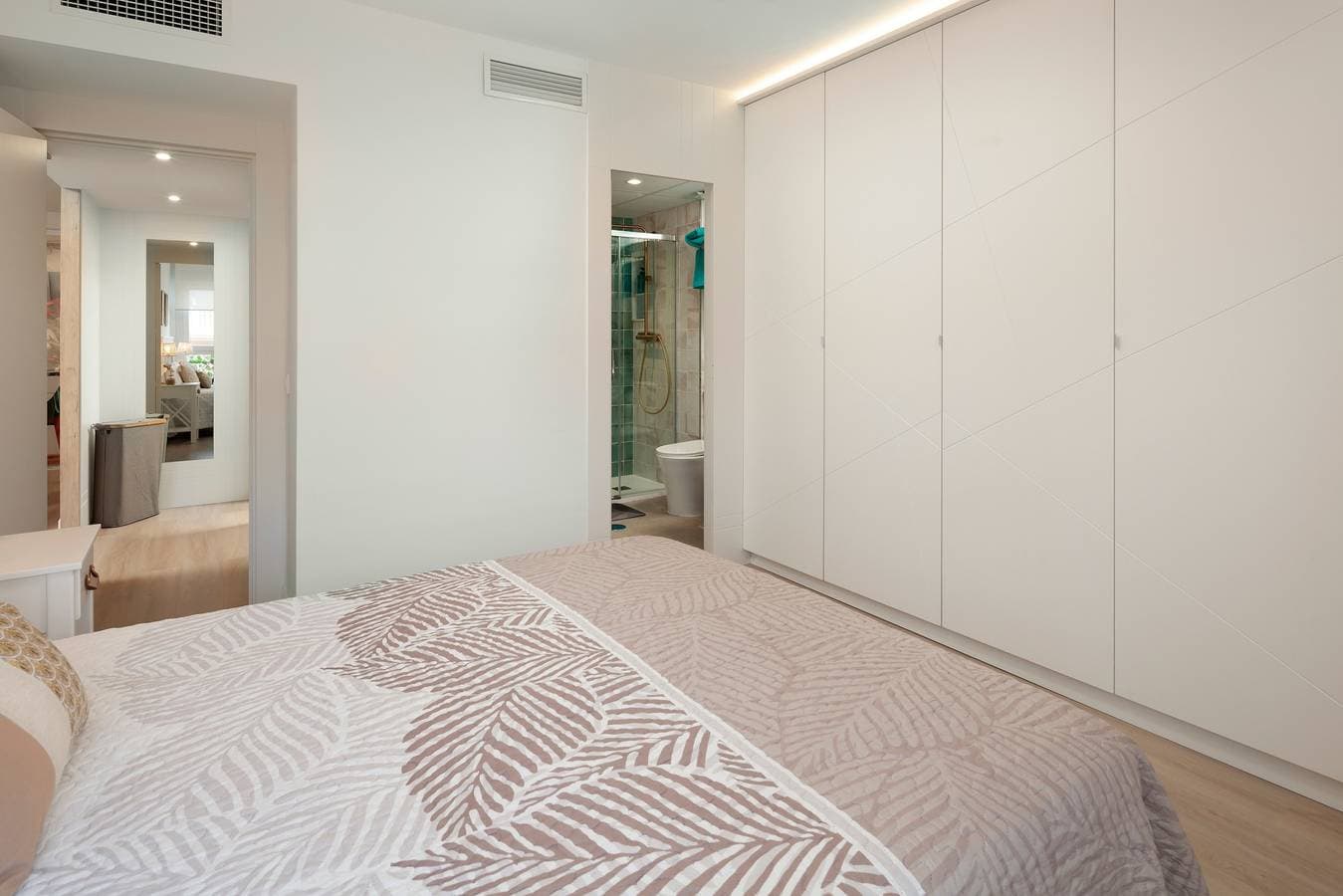 Foto 13 von 26: Ferienwohnung „Mediterráneo“ mit Meerblick, privater Terrasse und Klimaanlage