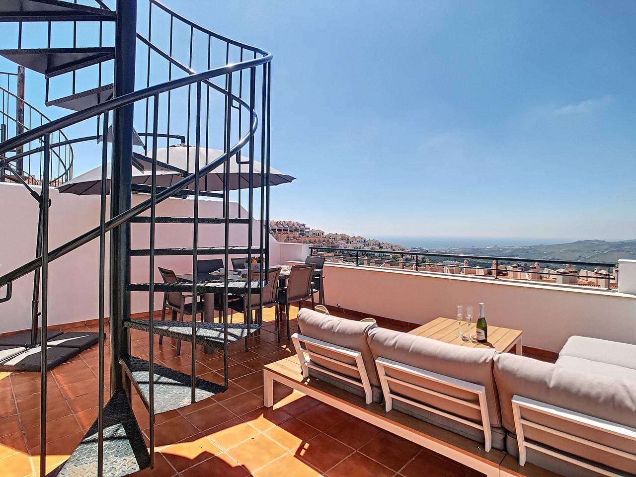 Foto 6 von 49: Hacienda Casares 2268 Sea View Penthouse