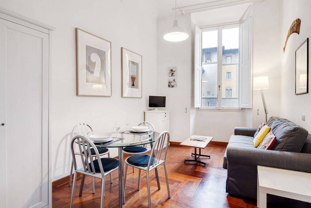 Foto 2 von 15: Ferienwohnung für 2 Personen mit Balkon/Terrasse