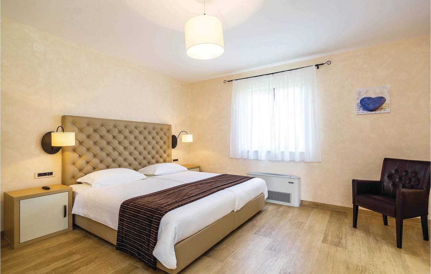 Foto 12 von 47: Reizendes Apartment mit 1 Schlafzimmer, Pool, WLAN und Terrasse, 800 m vom Strand entfernt