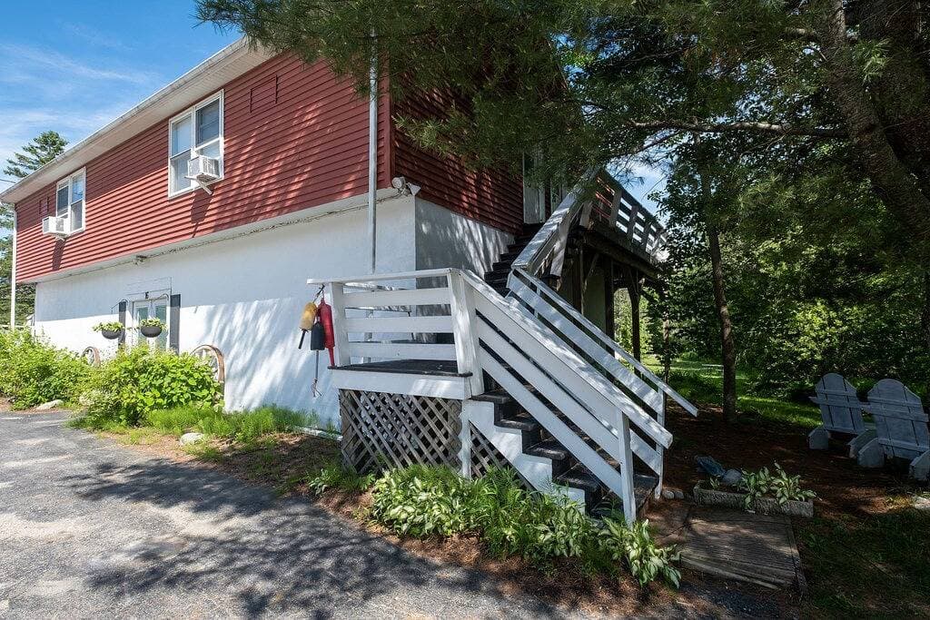 Foto 13 von 24: 19 Acadia Lodge Sleeps 4 Open Hearth Inn