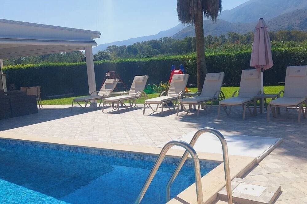 Villa Uranos zu Fuß zum Strand und zum Zentrum von Georgioupolis 1
