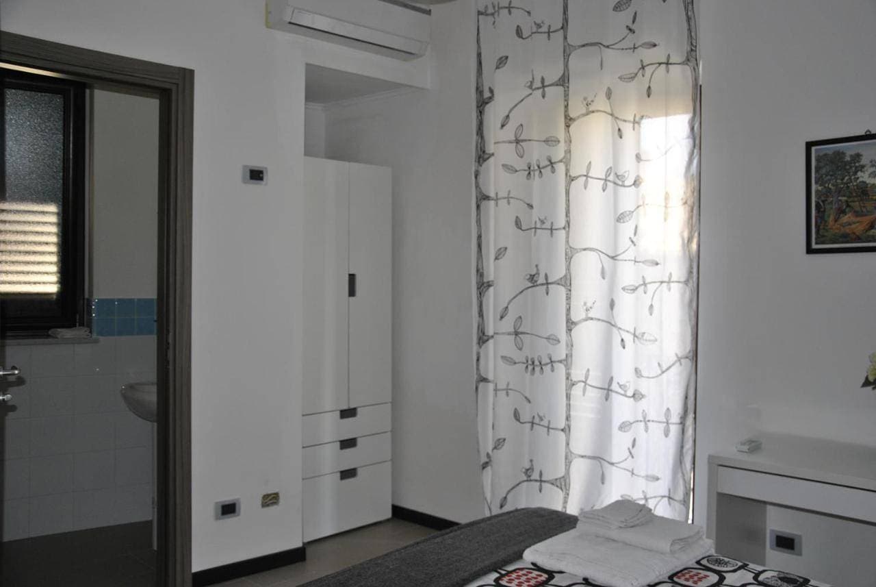 Foto 10 von 21: Double or Twin Room with Balcony