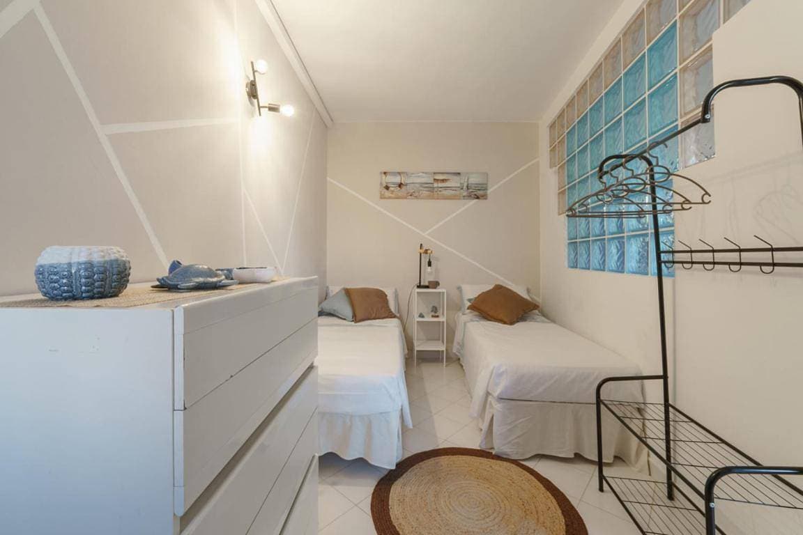 Foto 5 von 29: Two-Bedroom Apartment
