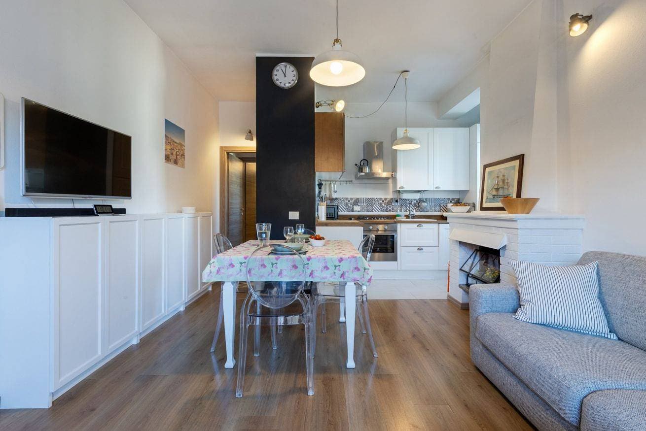Foto 8 von 24: Ferienwohnung für 2 Personen mit Balkon/Terrasse