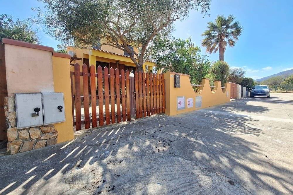 Vacation house Campulongu 150 mt from the sea \"Villa Carolina\" 1