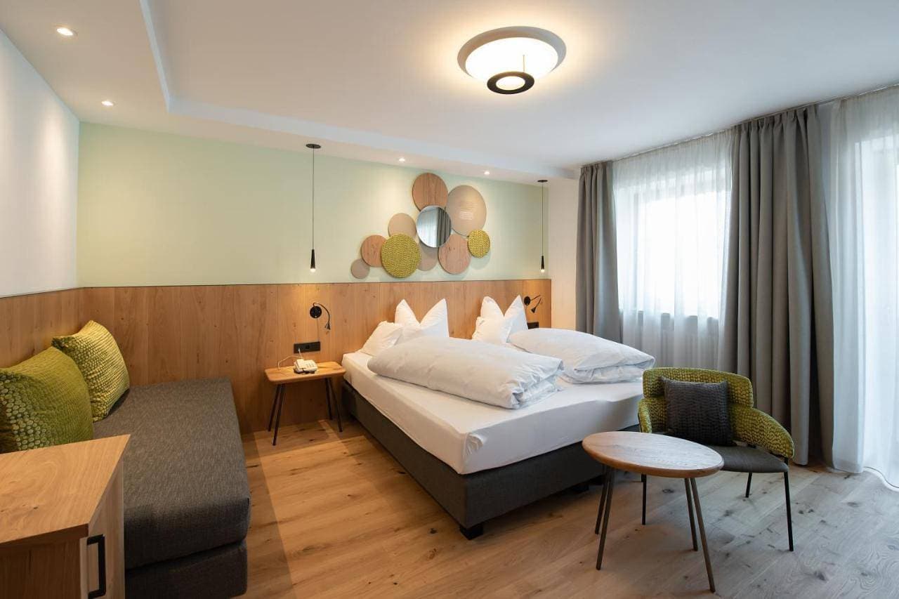 Foto 7 von 8: Double Room with Private Bathroom