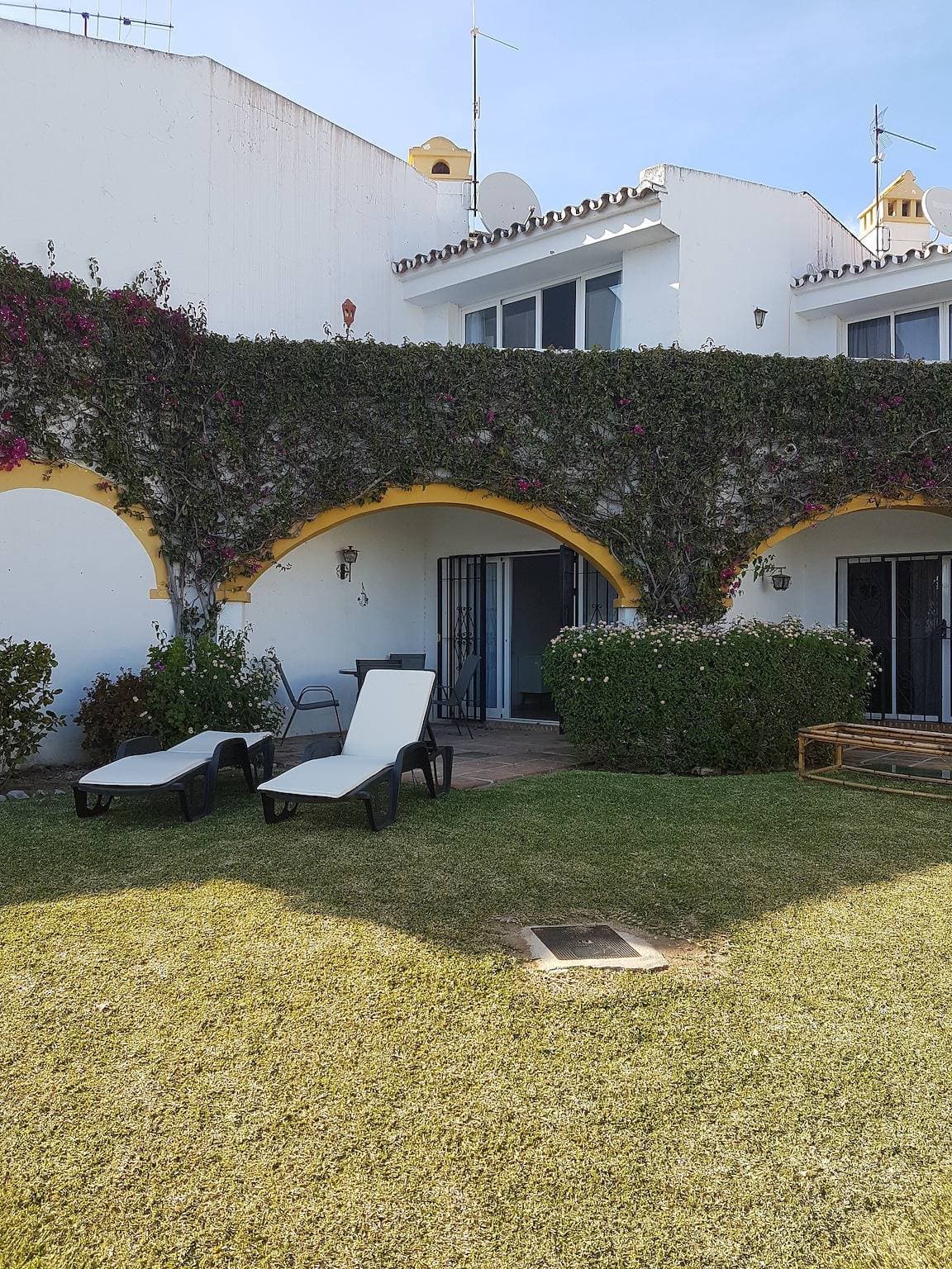 Foto 3 von 25: Ferienhaus "Casa Los Pinos" mit Meerblick, Pool, Balkon, Klimaanlage und WLAN