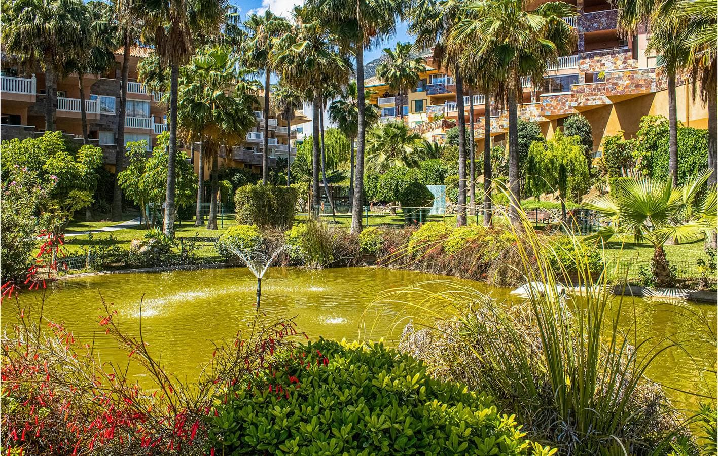 Foto 12 von 30: Torreblanca Oase: 80m² mit AC, Pool & Terrasse