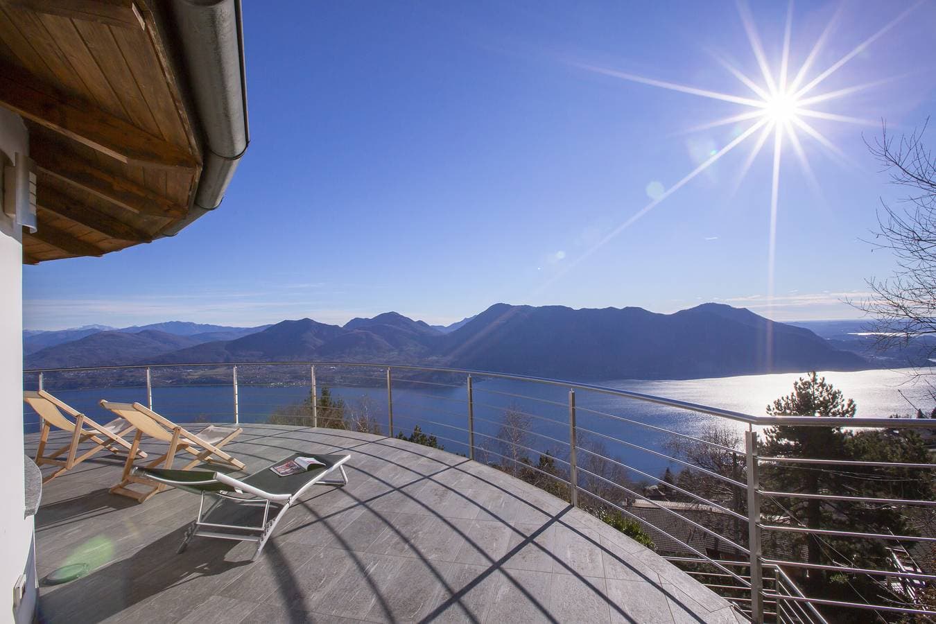 Foto 2 von 20: The Perfect View in a Premeno Penthouse