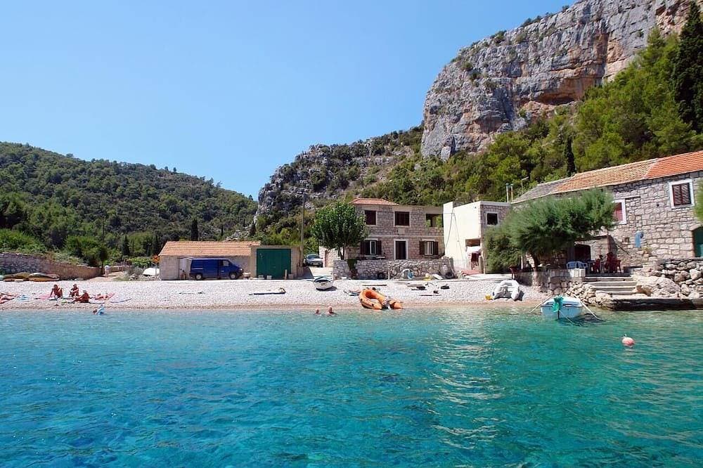 Foto 11 von 15: Studio Appartement am Strand Bucht Pokrivenik, Hvar