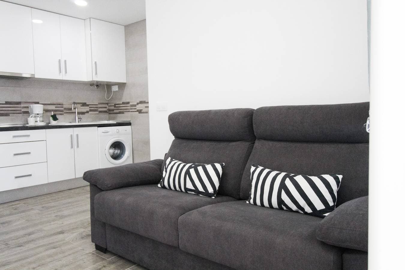 Foto 8 von 45: Ferienwohnung 'Bungalow 58' mit Gemeinschaftspool, Wi-Fi und Klimaanlage
