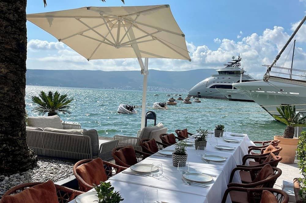 Foto 8 von 24: Traumhaftes Steinhaus am Meer: Luxus mit Infinity-Pool und Panoramablick