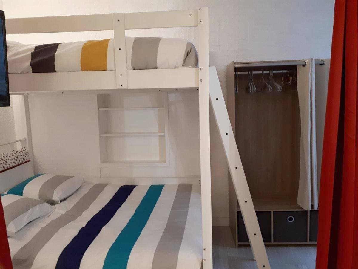 Foto 5 von 10: One-Bedroom Apartment