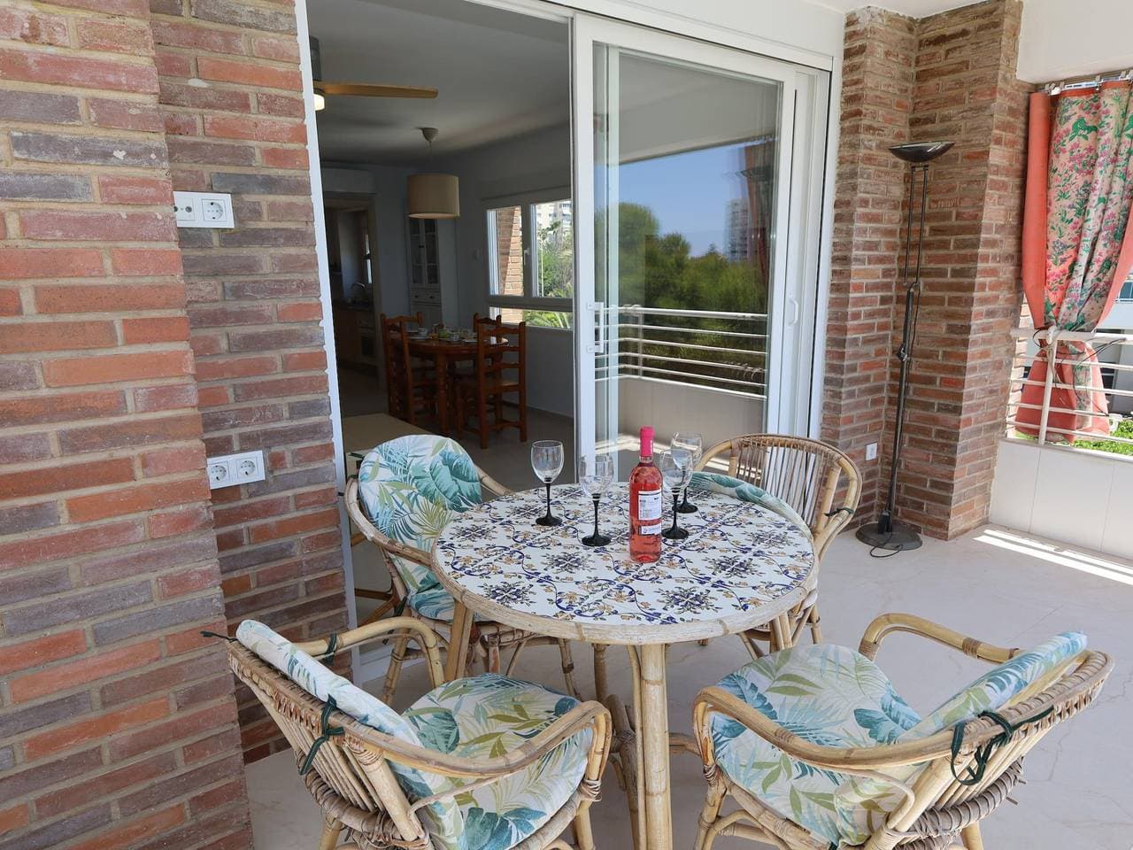 Foto 2 von 40: Ferienwohnung für 4 Personen mit Balkon/Terrasse