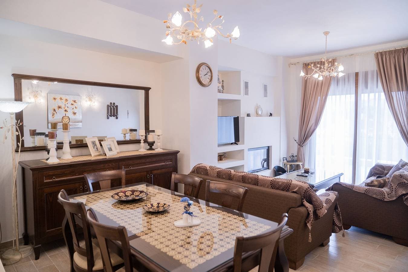 Foto 2 von 47: Ferienwohnung für 7 Personen mit Balkon