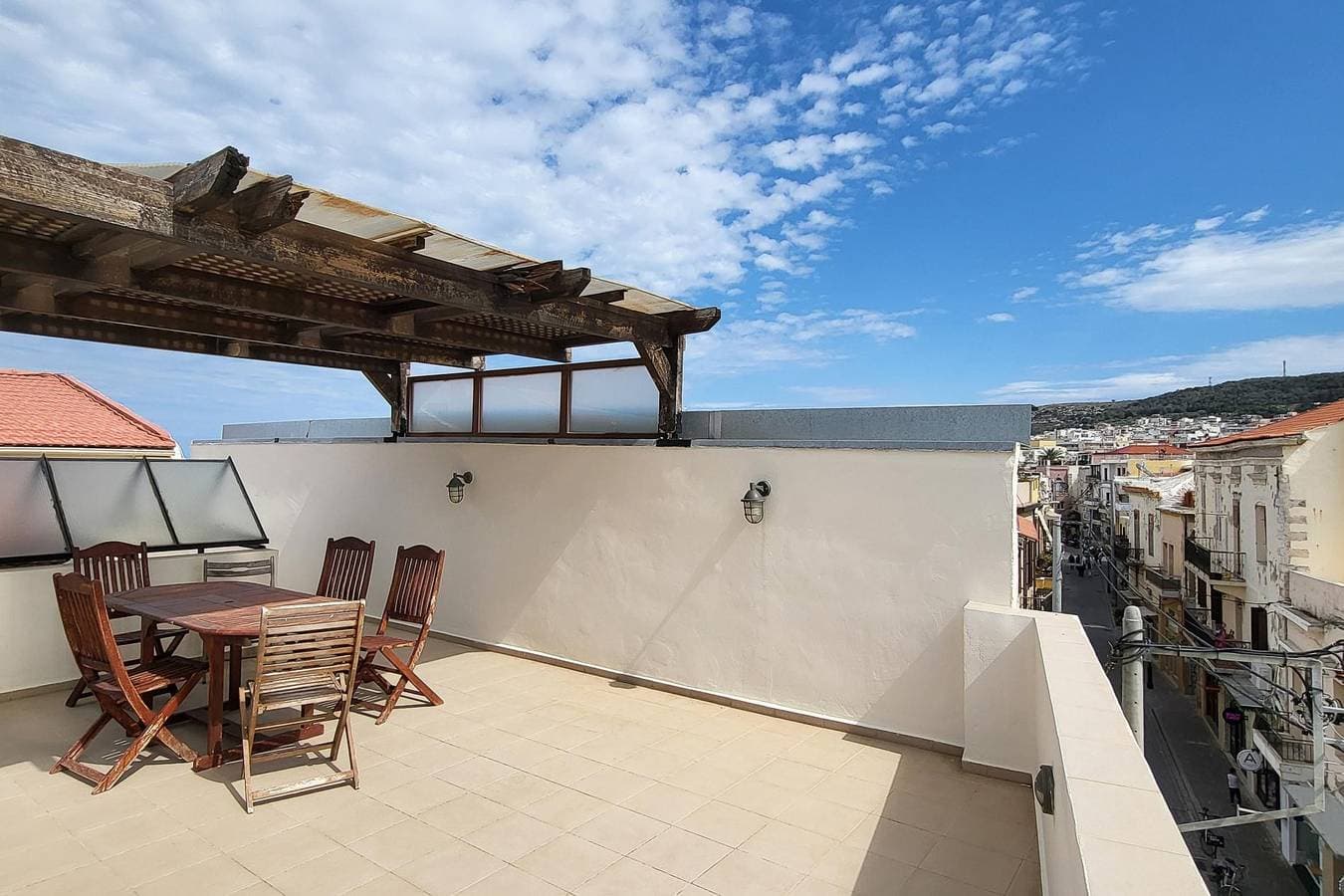 Foto 4 von 43: Ferienwohnung für 6 Personen mit Terrasse