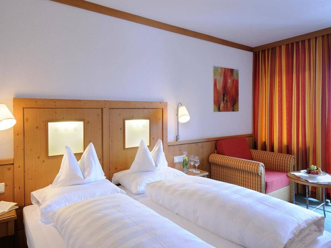 Foto 6 von 13: Double Room with Balcony