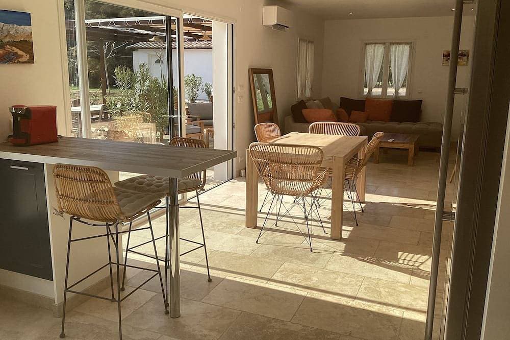 Foto 12 von 30: Maison de Plain Pied, à la Campagne, Avec Accès Rivière, à 7 Minutes de Lorgues