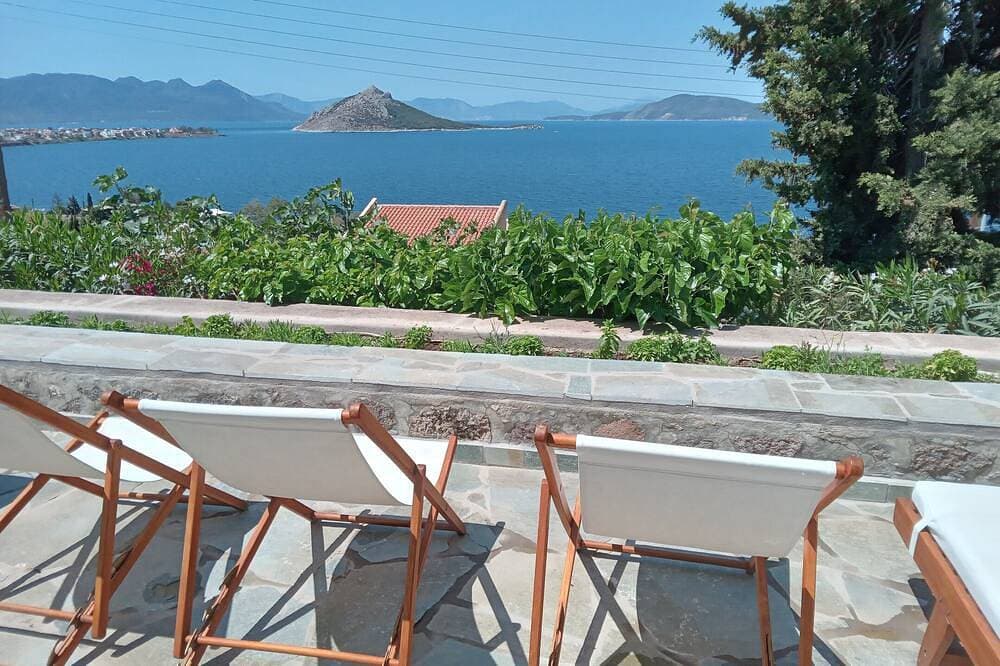 Foto 12 von 30: Geräumiges Haus mit Meerblick und großer Terrasse in ruhiger Lage
