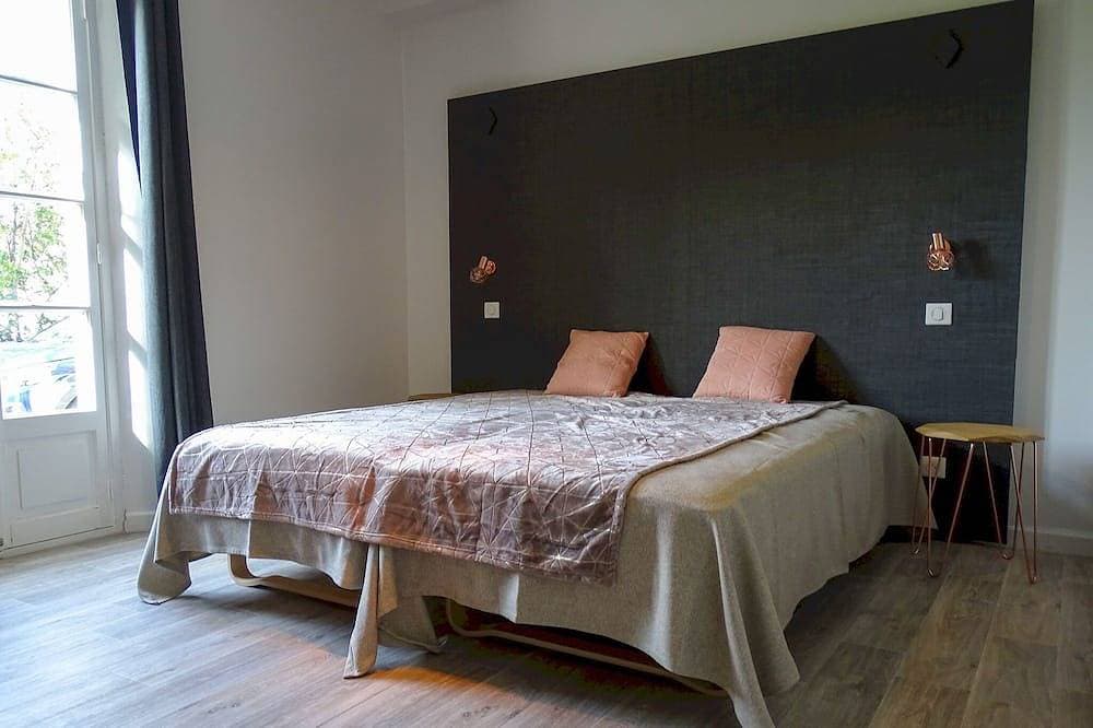 Foto 7 von 22: Apartment-Komfort-Eigenes Badezimmer-Côté Jardin