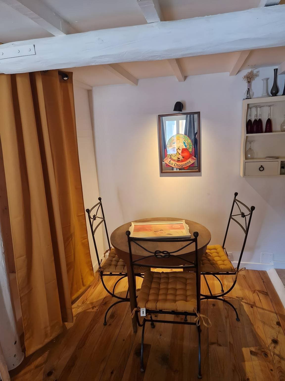 Foto 5 von 11: Studio „La Farigoulette“ mit Gemeinschaftspool, privater Terrasse und WLAN
