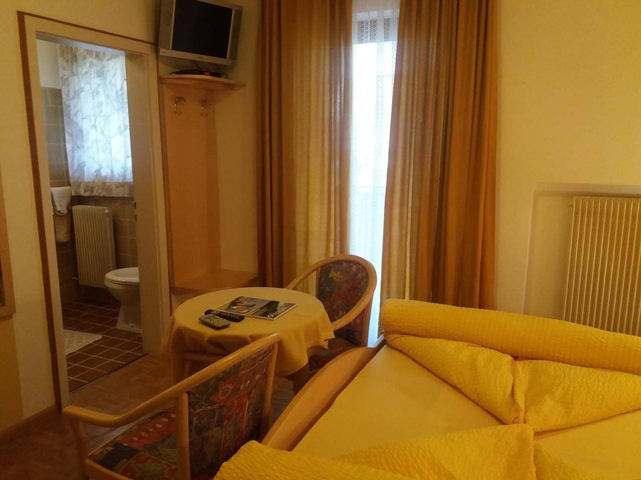 Foto 9 von 10: Standard Double Room