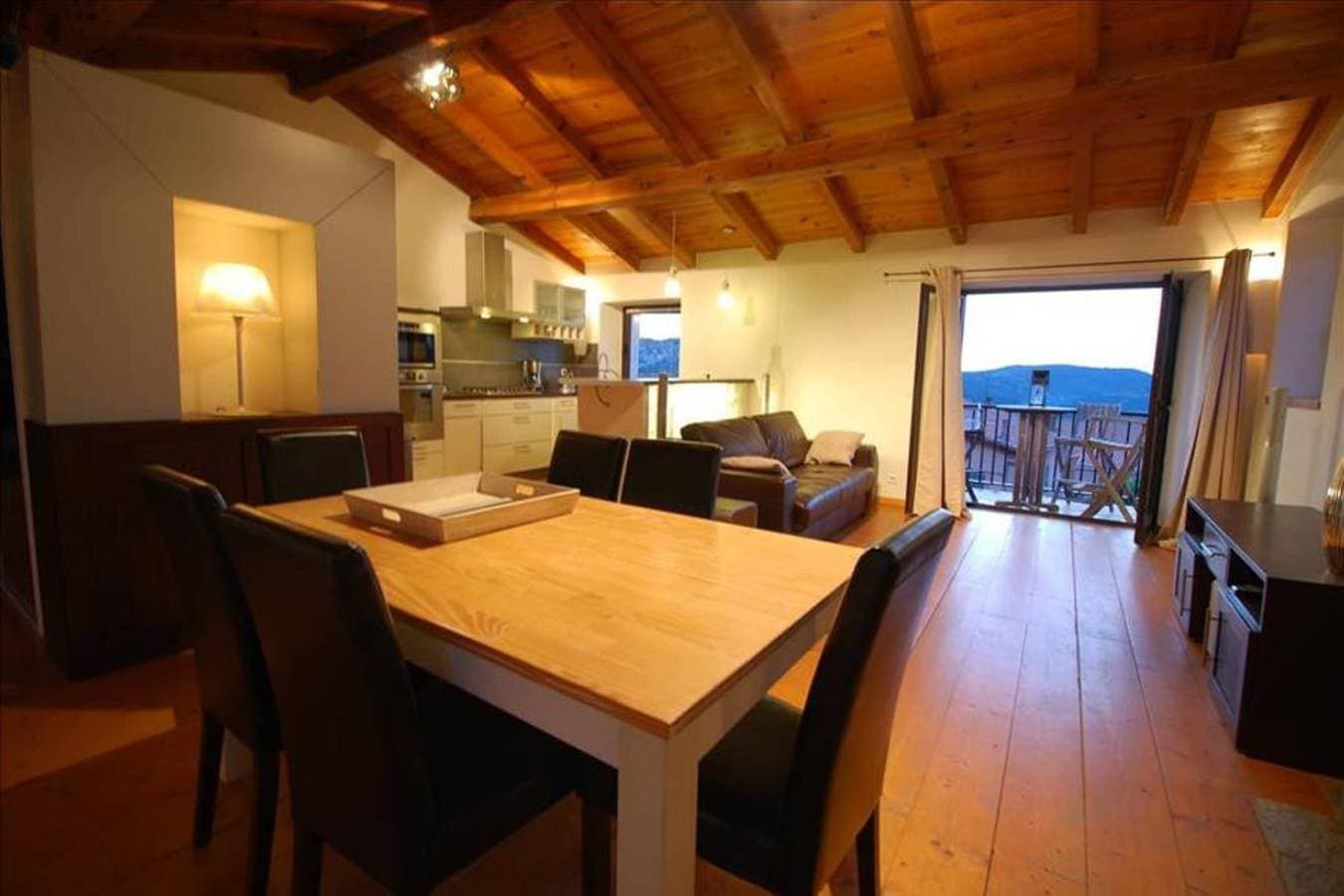 Foto 5 von 56: Ferienwohnung für 4 Personen mit Terrasse
