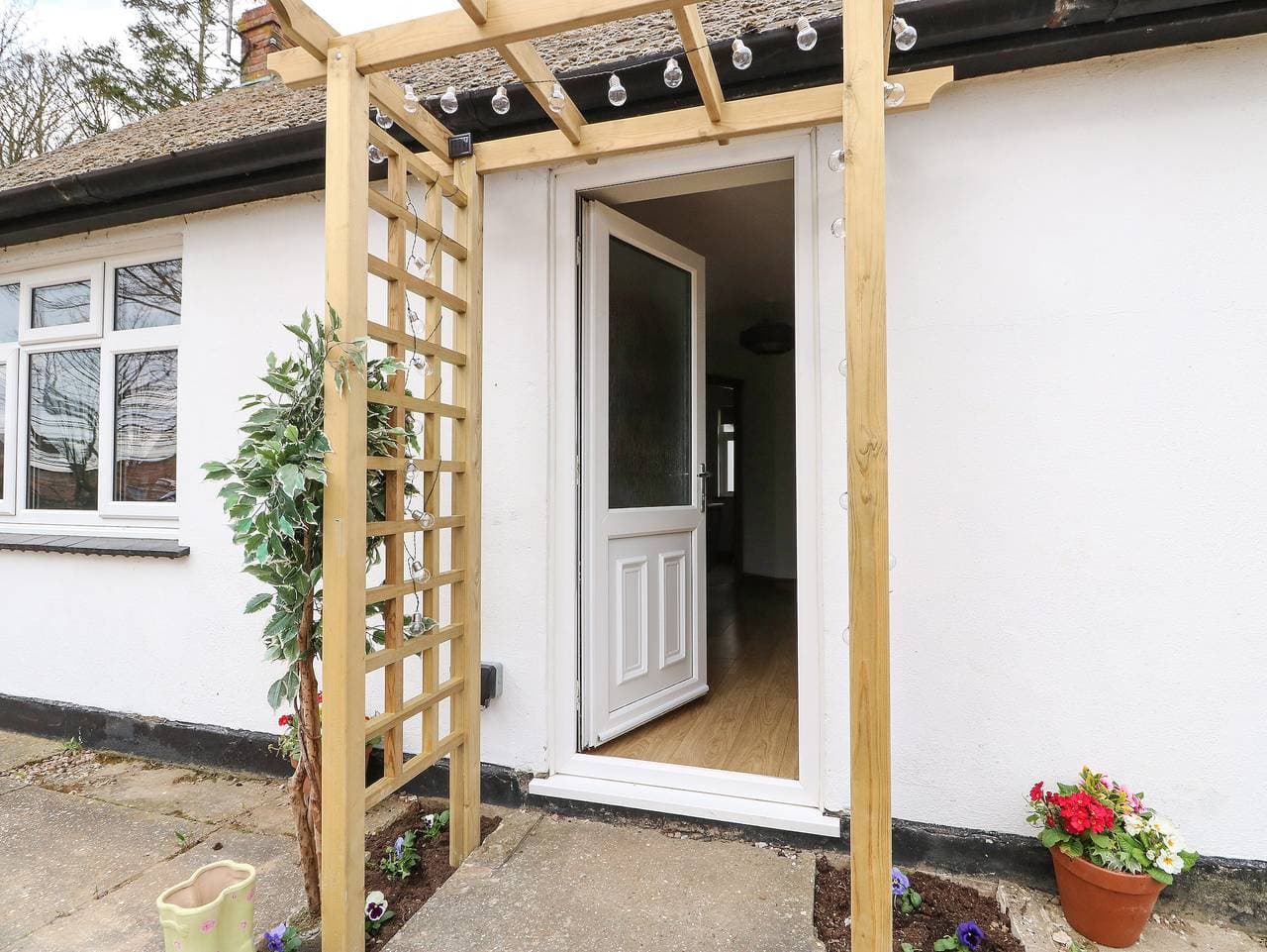 Foto 3 von 34: Cottage für 4 Personen mit Garten